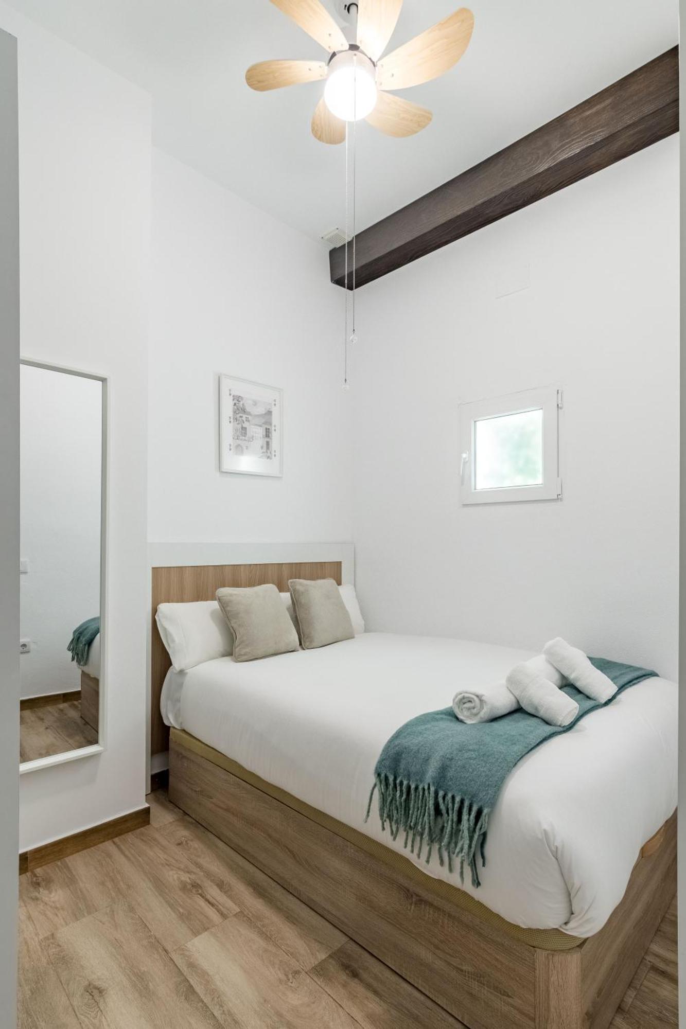 Apartamento Charming San Isidro Madrid Exterior foto
